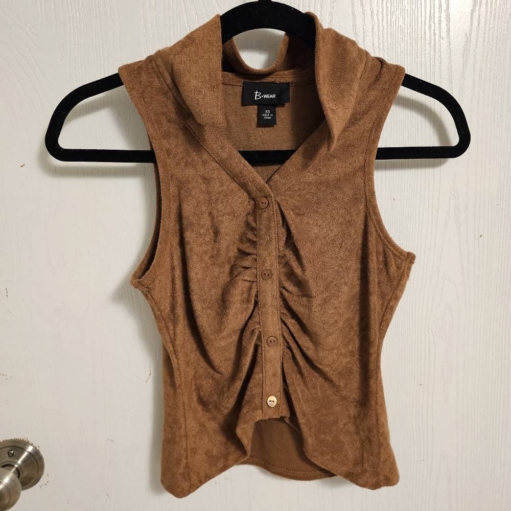 Brown Sleeveless Button-Up Top